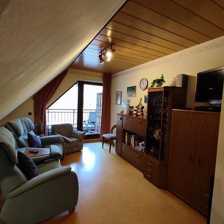 Panorama Oase Ferienwohnung Mit Blick Auf Mosel Und Reichsburg Cochem Luaran gambar
