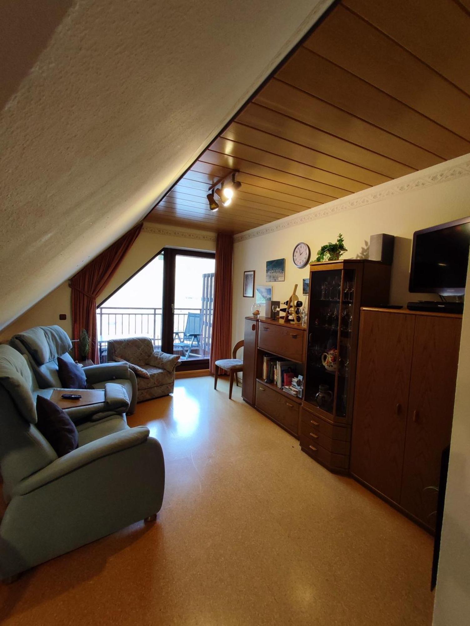 Panorama Oase Ferienwohnung Mit Blick Auf Mosel Und Reichsburg Cochem Luaran gambar